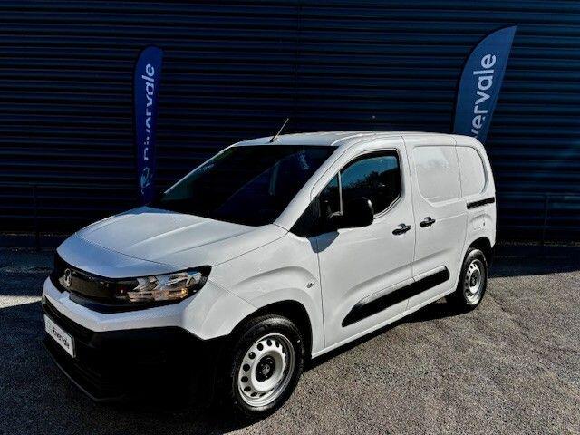 Vauxhall Combo image 2